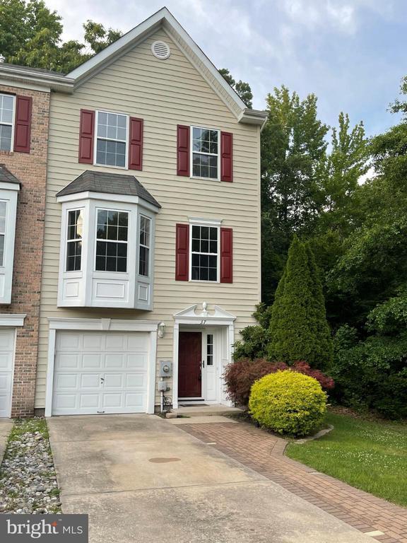 Building Photo - 37 Jessica Ct