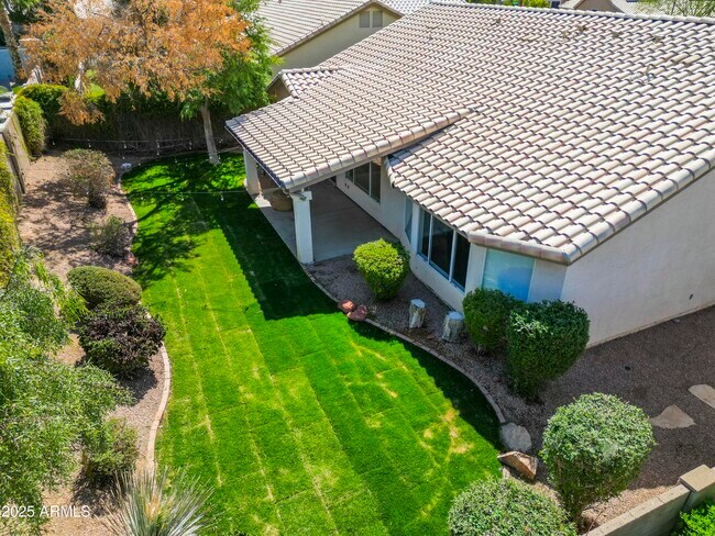 Building Photo - 6920 W Via Montoya Dr