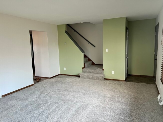 Living Room - 1329 Fleetfoot Dr