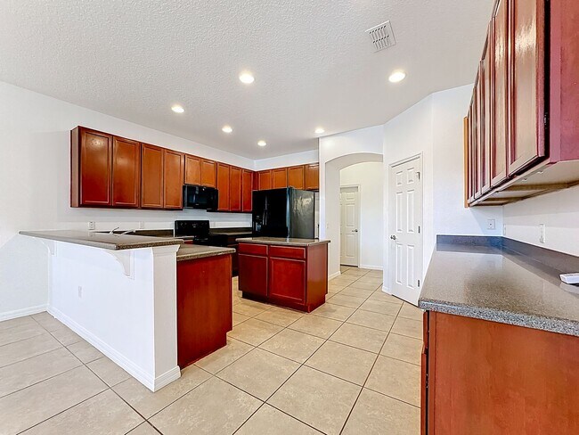 Building Photo - Pool Home-Bella Lago-3786 Eagle Isle Kissimmee FL 34746