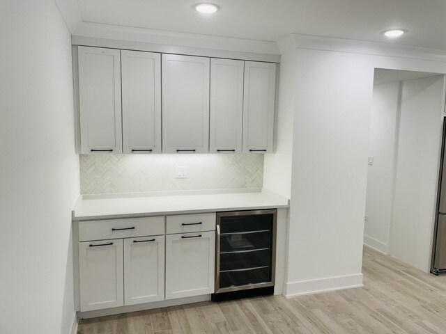 Building Photo - 843 W Wellington Ave