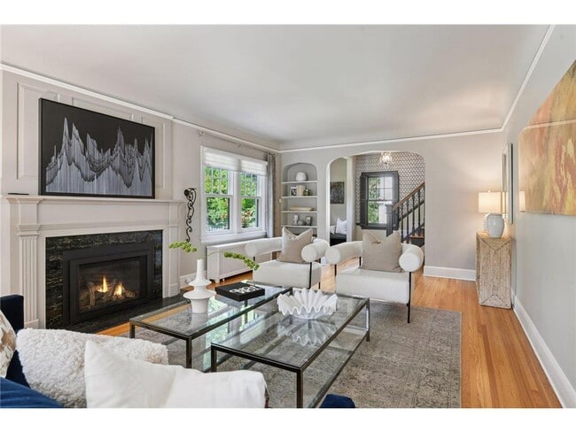 Building Photo - 3933 Zenith Ave S