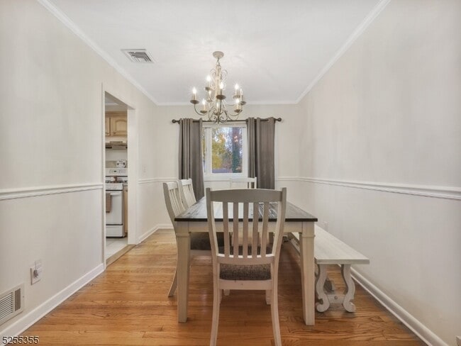 Building Photo - 69 Intervale Rd