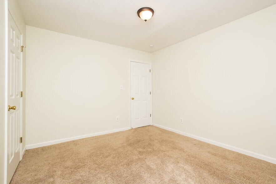 Building Photo - 1480 Devon Mill Way