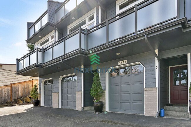 Building Photo - 3 BED & 3 BATH CONDO FOR RENT