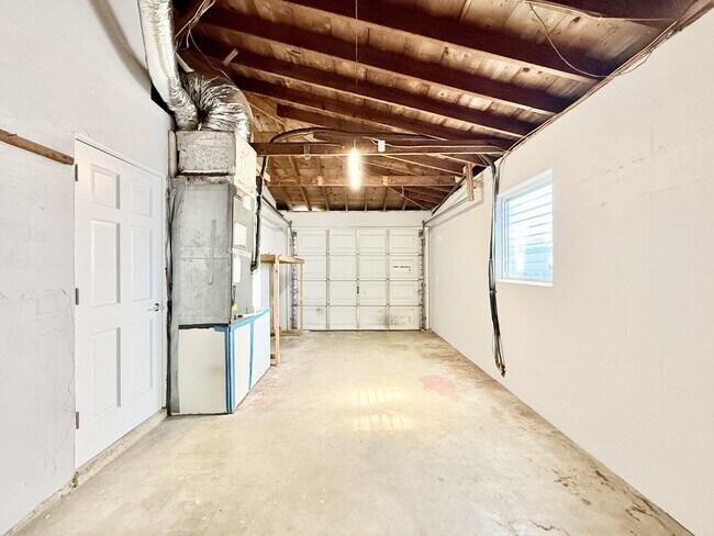 Building Photo - 5396 68th Way N