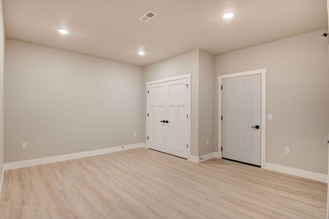 Building Photo - Brand New Luxury Townhomes: 3BR, 2.5Bath A...