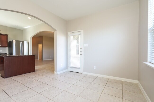 Building Photo - 13041 Tobin Dr