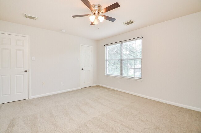 Building Photo - 21534 Tallow Grove Ln