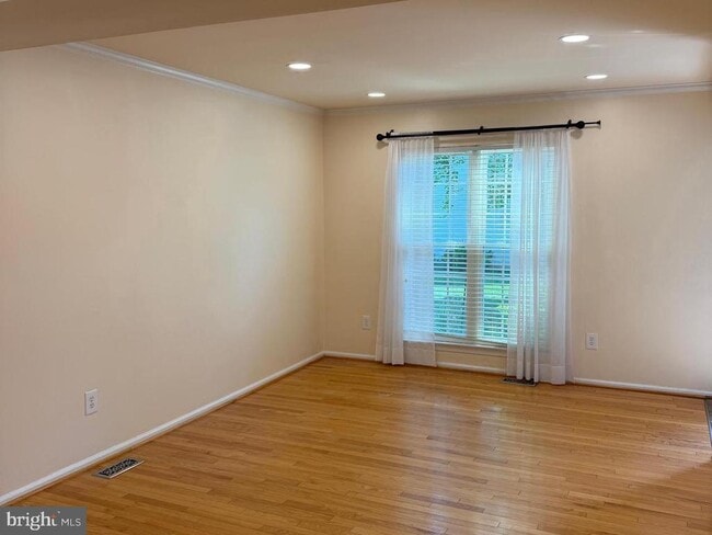 Building Photo - 13480 Foxlease Ct