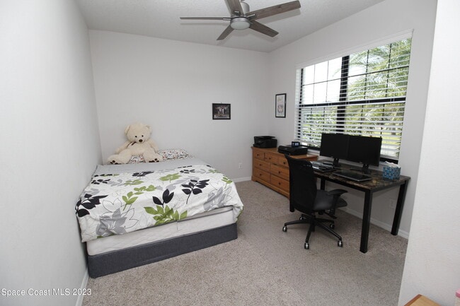 Building Photo - 3039 Burghley Park Way