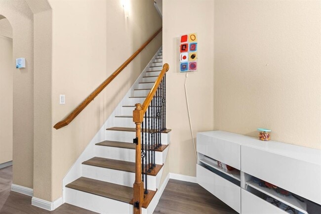 Building Photo - 20921 Windmill Ridge St