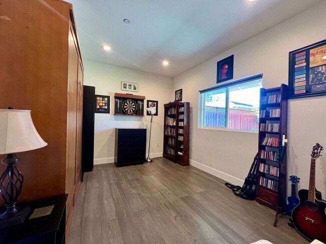 Building Photo - 13090 Heath St