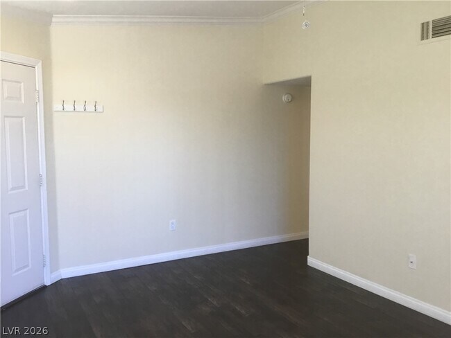 Building Photo - 4400 S Jones Blvd