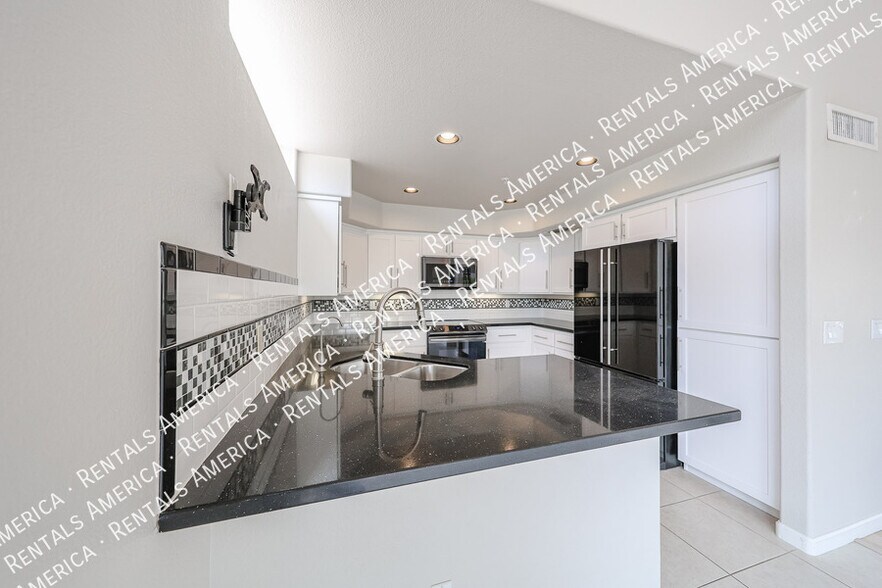 Building Photo - 7400 E Gainey Club Dr