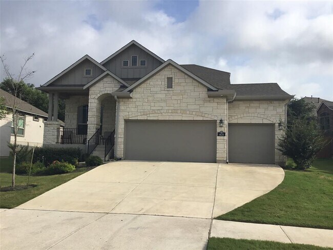 Building Photo - 421 Fair Oaks Dr