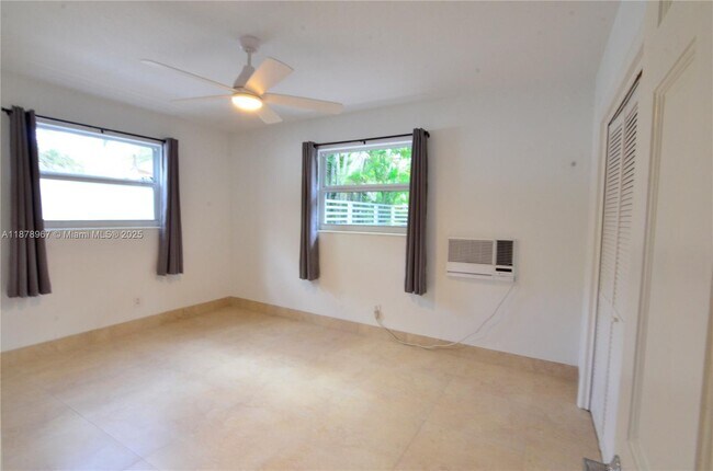 Building Photo - 3050 Virginia St