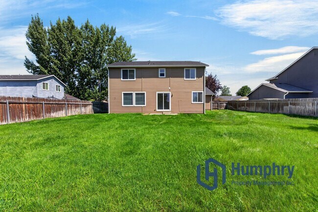 Building Photo - 2243 N Cougar Way
