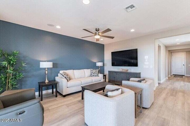 Building Photo - 247 E Las Puertas Ln