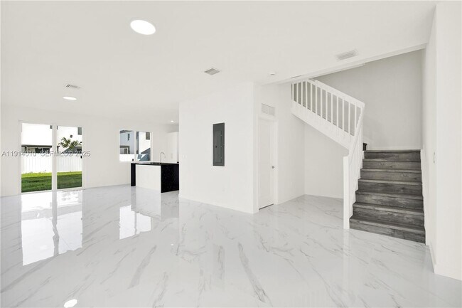 Building Photo - 22535 SW 125th Ave