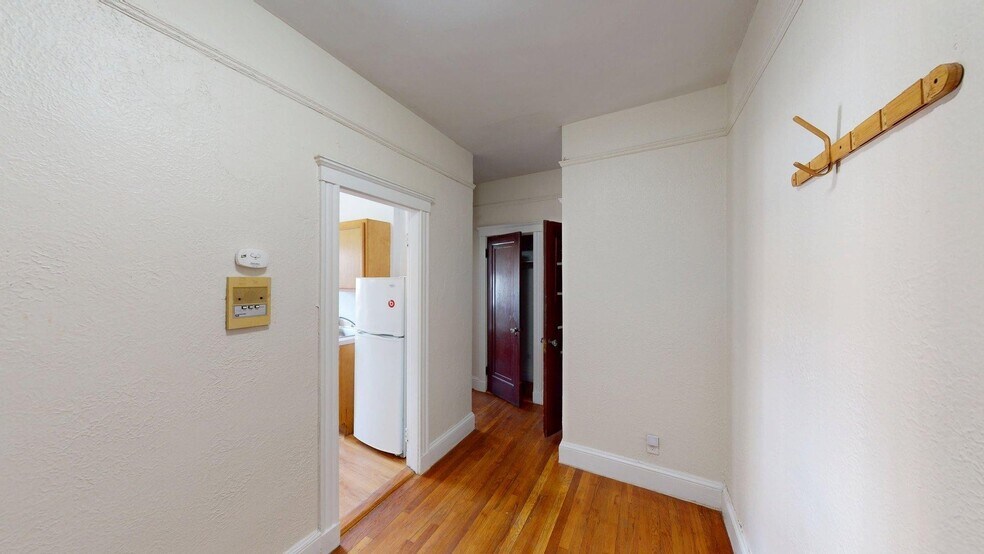 Building Photo - 66 Chiswick Rd