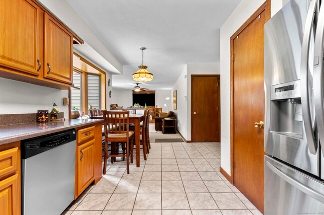 Building Photo - 21 Lyda Dr