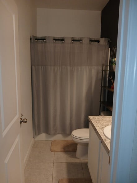 Building Photo - 2317 Litchfield Lp