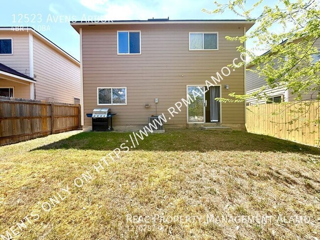 Building Photo - 12523 Avens Arbor