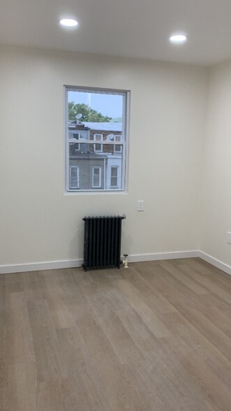 Building Photo - 359 Winthrop St