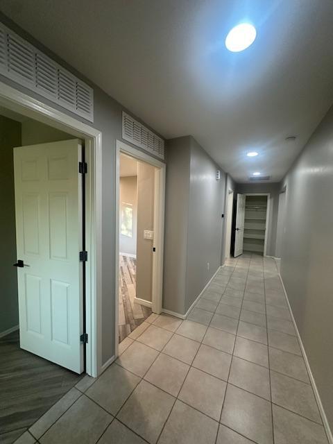 Building Photo - 749 S Baker James Cauthen Pl