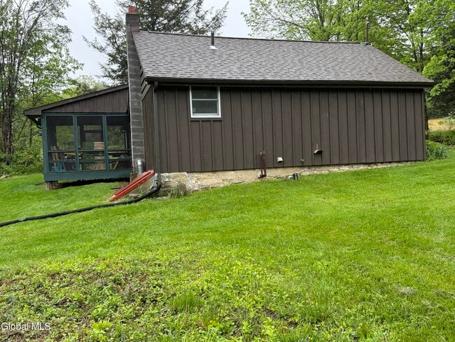 Building Photo - 41 Malloy Rd
