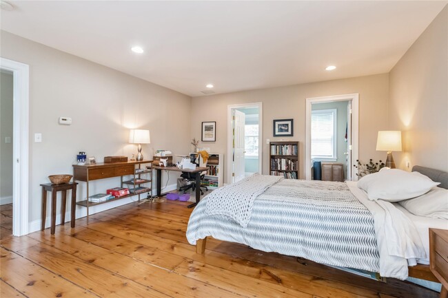 Building Photo - 120 Verplanck Ave