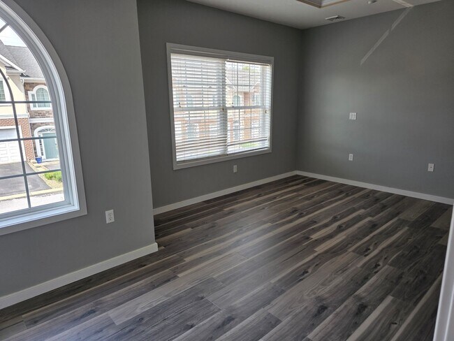Building Photo - Wiltree Court-269