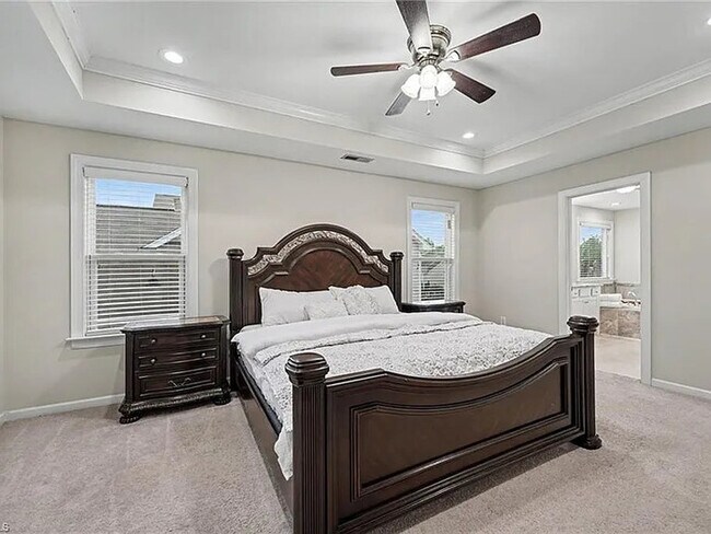 Building Photo - Lease to Own