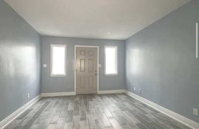 Building Photo - 3017-3019 Music St