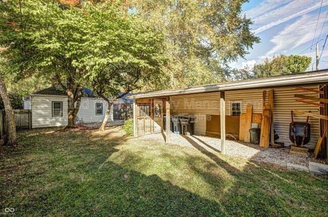 Building Photo - 6115 Indianola Ave