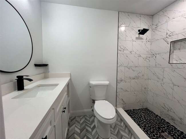 Building Photo - 1809 Pilot Way