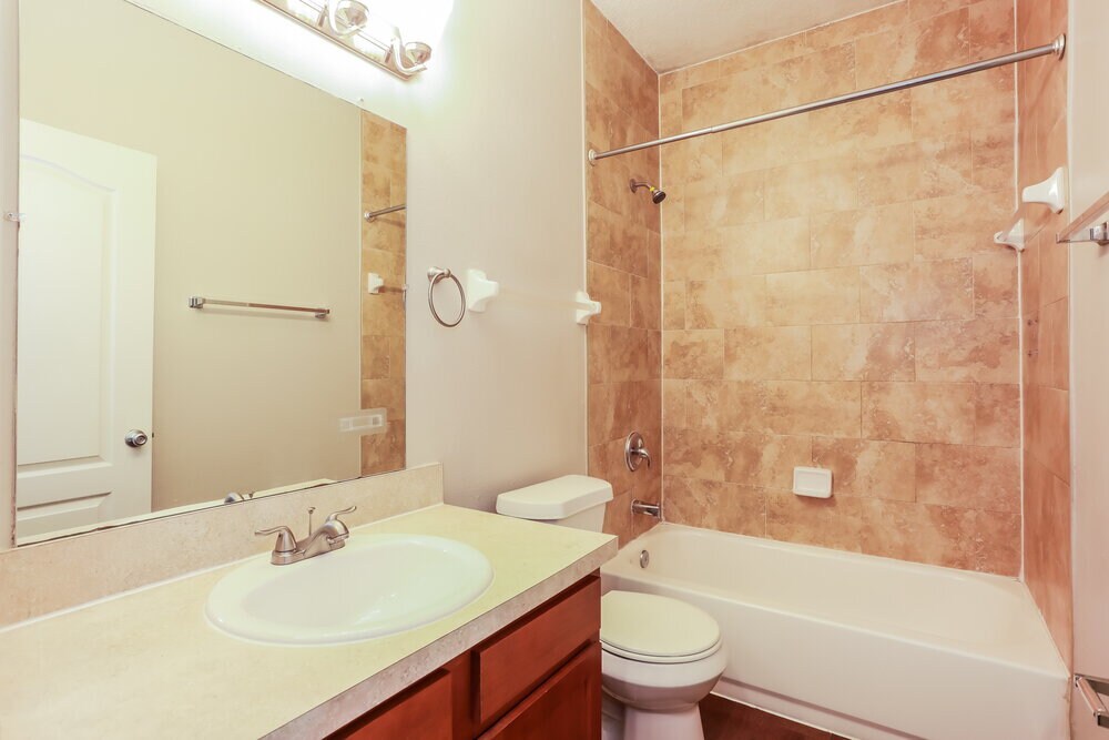 Building Photo - 2411 Watermill Dr