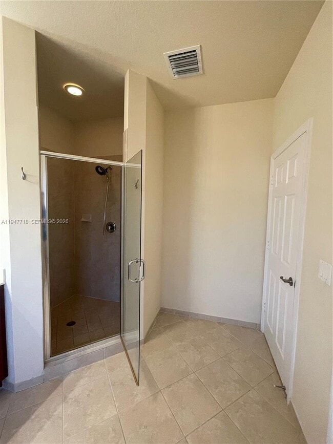 Building Photo - 10417 SW 231st Ter