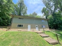 Building Photo - 133 W Ridgewood Ave