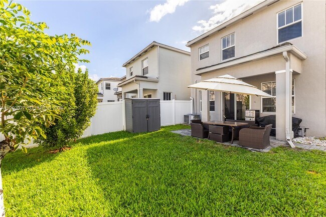 Building Photo - 4813 NW 48th Terrace