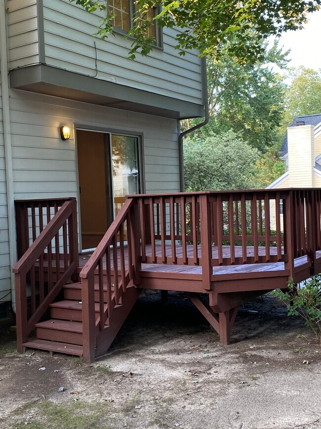 Primary Photo - 201 Mint Hill Dr