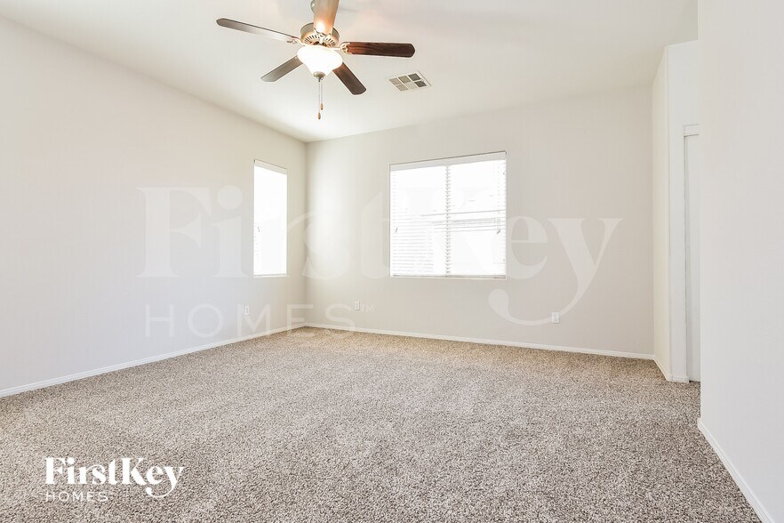 Building Photo - 9328 Euphoria Rose Ave