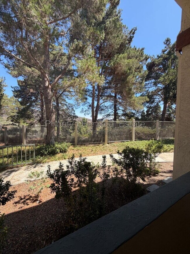Building Photo - 10844 Sabre Hill Dr