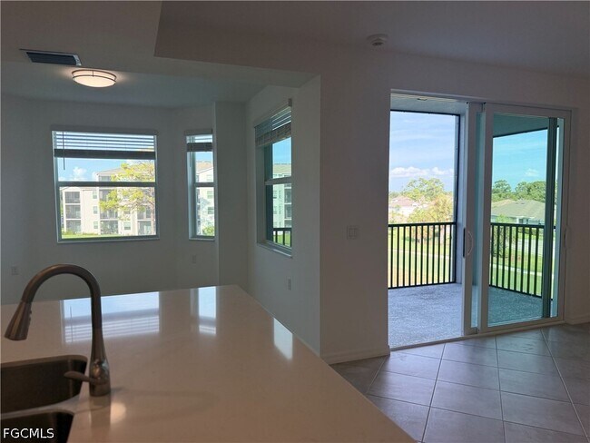 Building Photo - 18411 Copperhead Dr