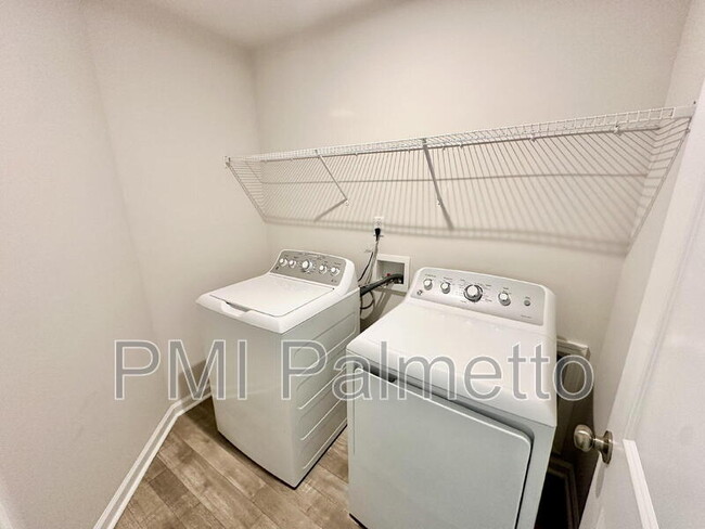 Building Photo - 4131 Half Mast Lp