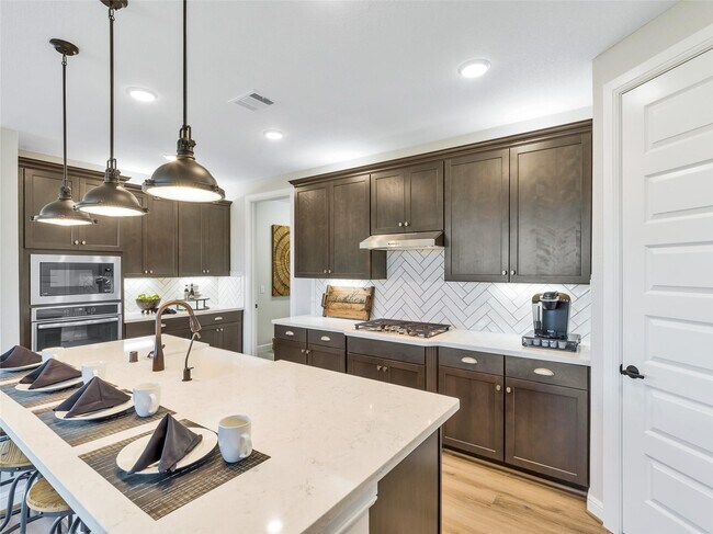 Building Photo - 11 Shumard Oak Dr
