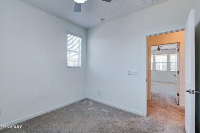 Building Photo - 9902 E Tamery Ave