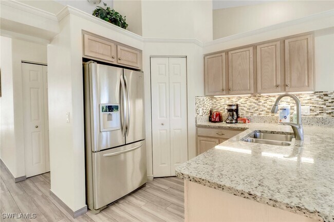 Primary Photo - 12406 Lake Shalimar Dr