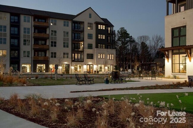 Building Photo - 14011 Bespoke Rd